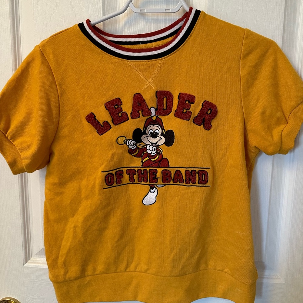 Disney sweater tshirt size XS